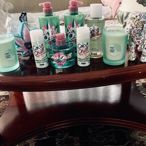 ******SOLD********VS PINK Coco Chill Bath & Body Bundle NWT - Picture 4 of 5